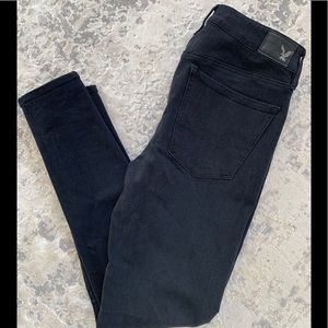 Women’s American Eagle outfitter jeans